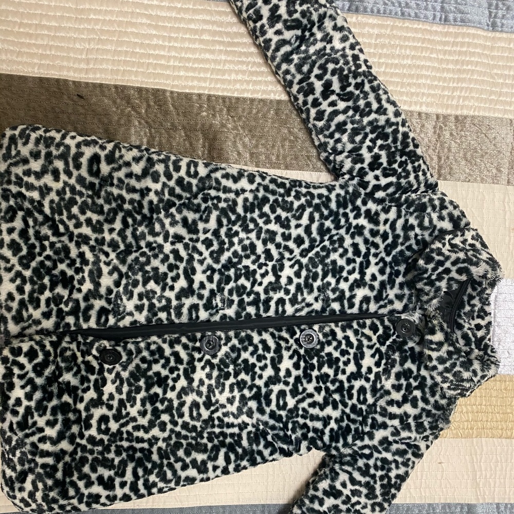 Calvin Klein snow leopard  girls coat.
